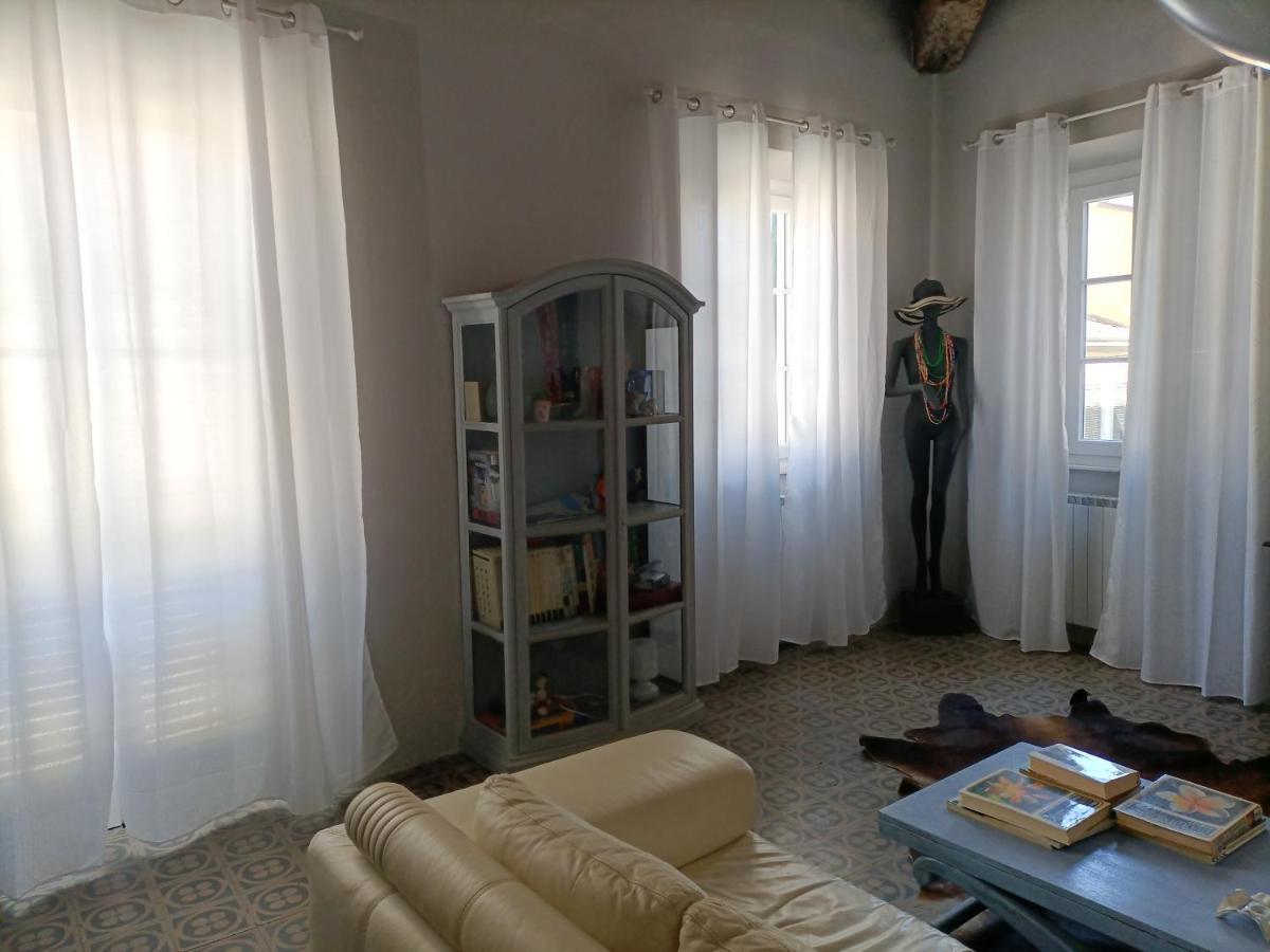 Casa Di Titta Vicino Al Mare Vila Viareggio Exterior foto